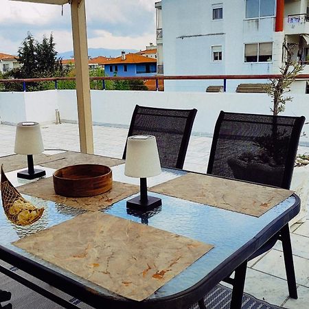 Golden Sky 1 Apartment Peraia  ภายนอก รูปภาพ