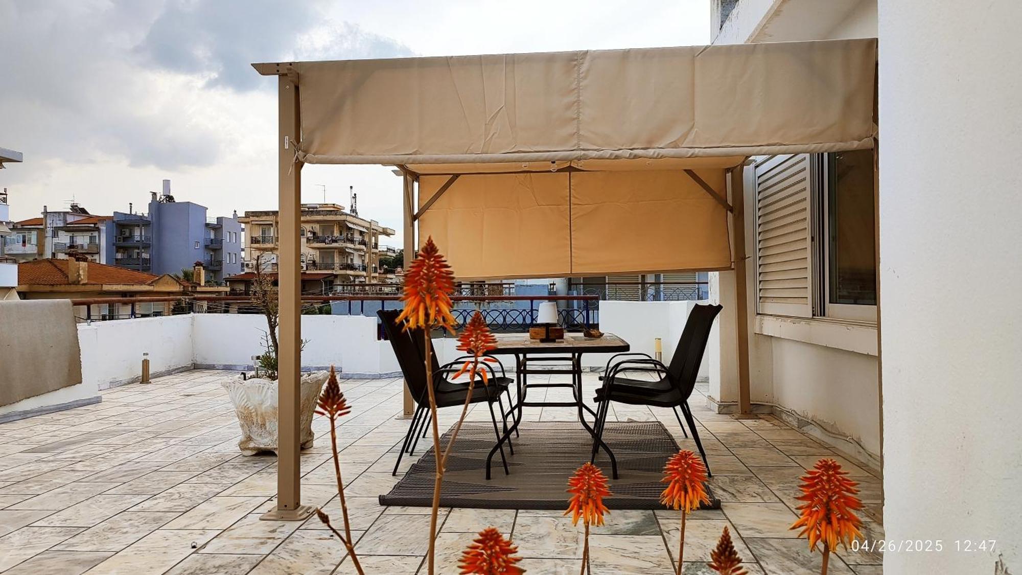 Golden Sky 1 Apartment Peraia  ภายนอก รูปภาพ